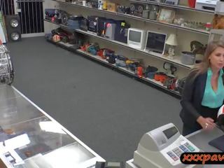 Big tits beauty screwed by libidinous pawn fellow at the pawnshop